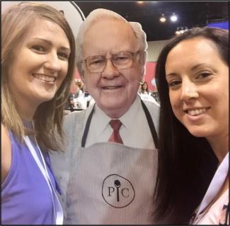 Photo of Amy Jess and Warren Buffett